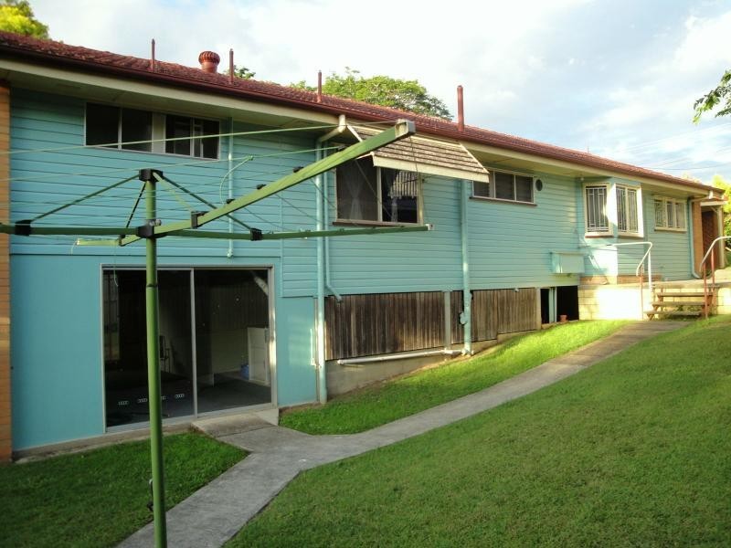 6 Mankinna Street, Jindalee QLD 4074