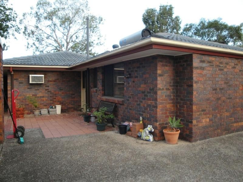 108 Hazelton Street, Riverhills QLD 4074