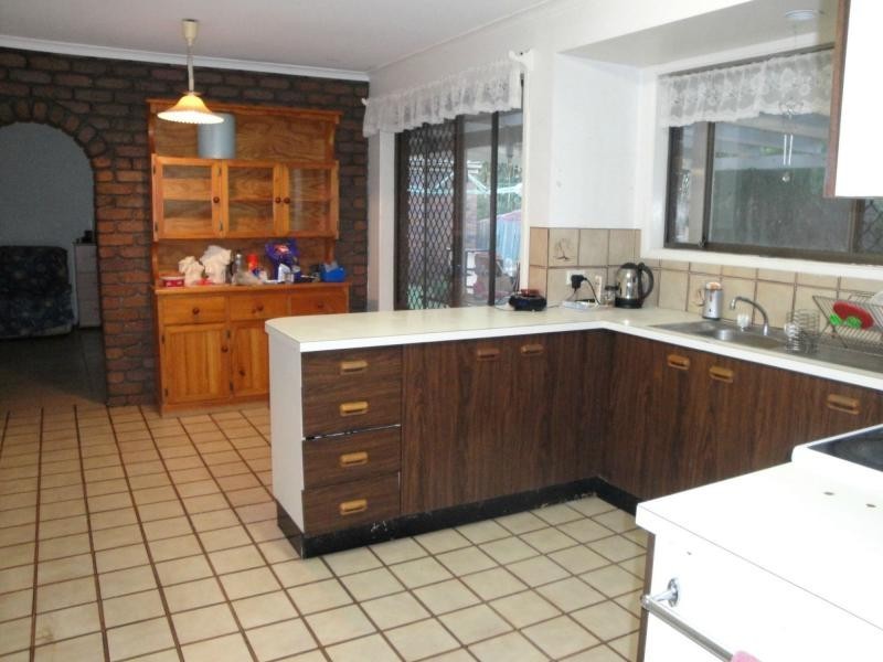 108 Hazelton Street, Riverhills QLD 4074