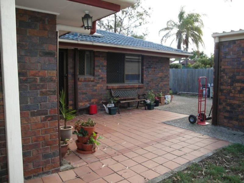108 Hazelton Street, Riverhills QLD 4074