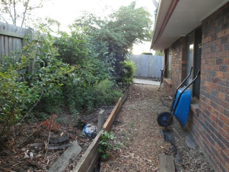 108 Hazelton Street, Riverhills QLD 4074