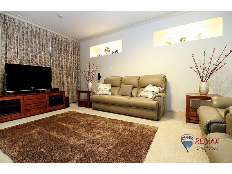 Sinnamon Park QLD 4073