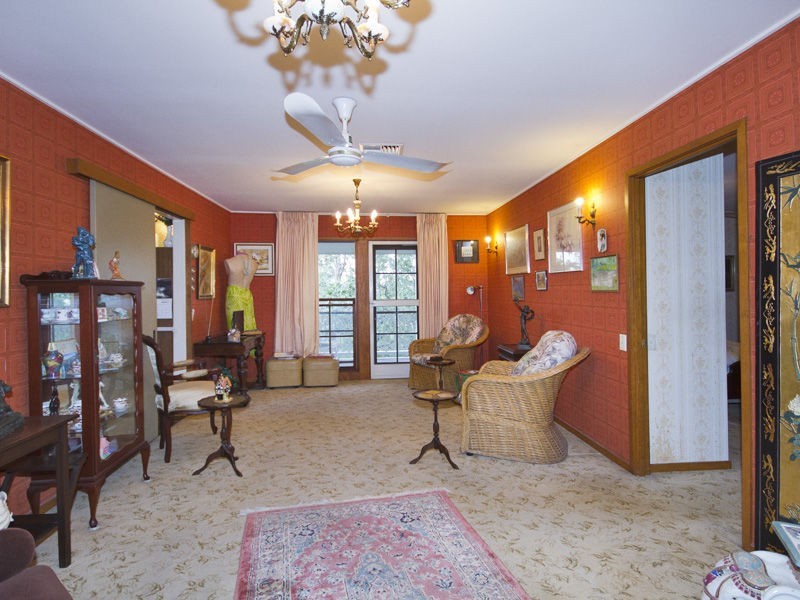 Mount Ommaney QLD 4074