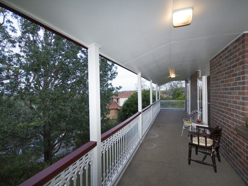 Mount Ommaney QLD 4074