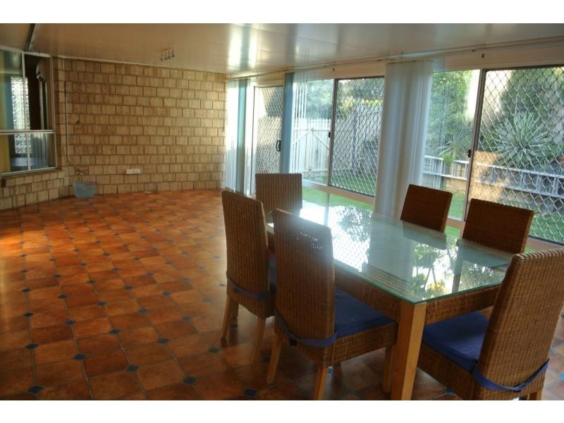 3 Angus Street, Sinnamon Park QLD 4073