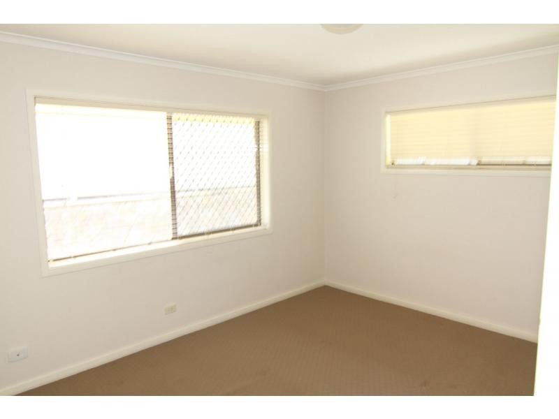 33 Tigris Street, Riverhills QLD 4074