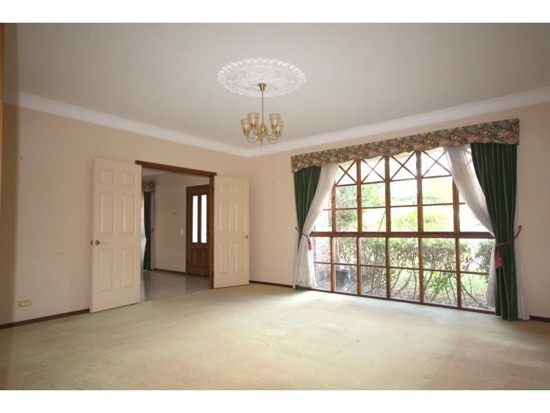 38 Northbrook Street, Sinnamon Park QLD 4073