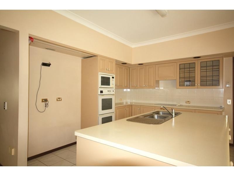 38 Northbrook Street, Sinnamon Park QLD 4073