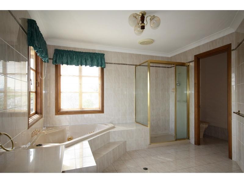 38 Northbrook Street, Sinnamon Park QLD 4073