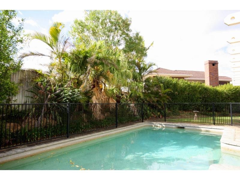 38 Northbrook Street, Sinnamon Park QLD 4073