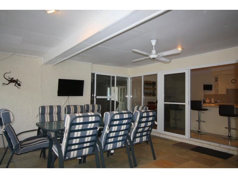 6 Dove Tree Crescent, Sinnamon Park QLD 4073