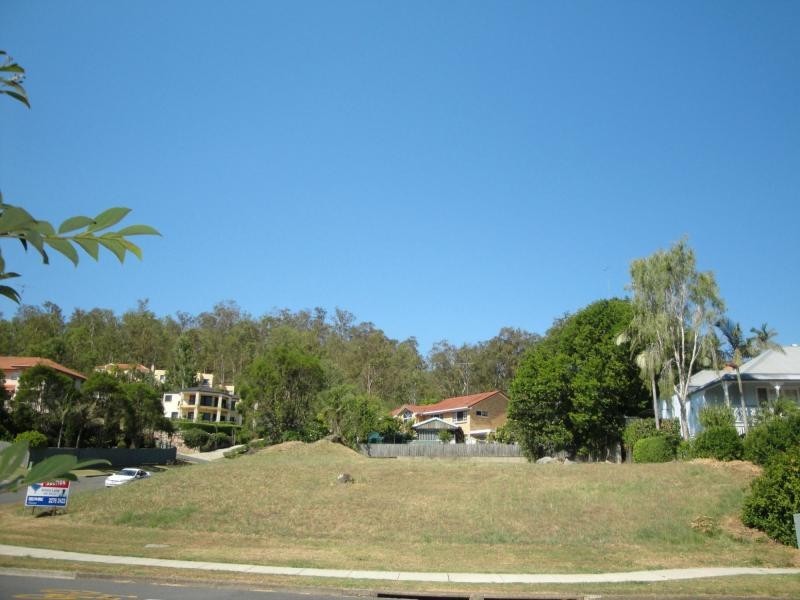 43 Westlake Drive, Mount Ommaney QLD 4074