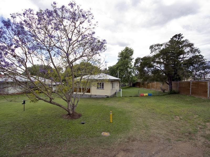 North Booval QLD 4304
