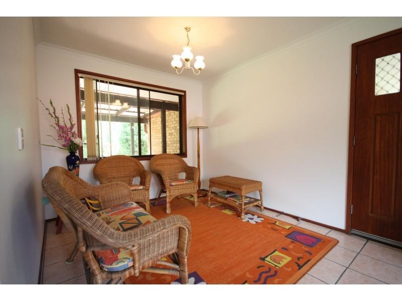 18 Santolina Place, Sinnamon Park QLD 4073