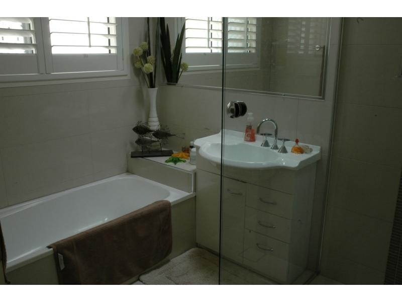 30 Juba Street, Riverhills QLD 4074