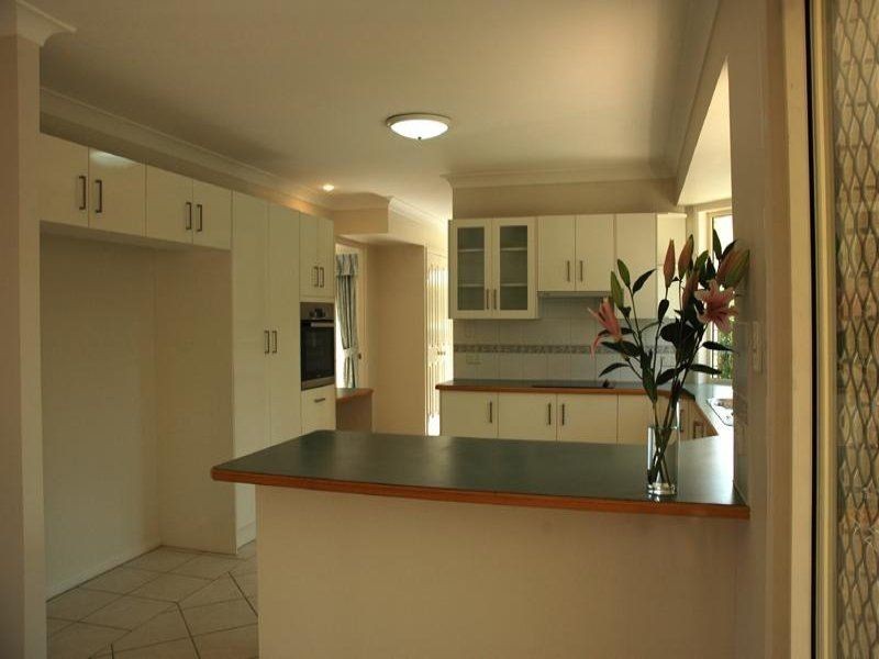 26 Mermaid Place, Sinnamon Park QLD 4073
