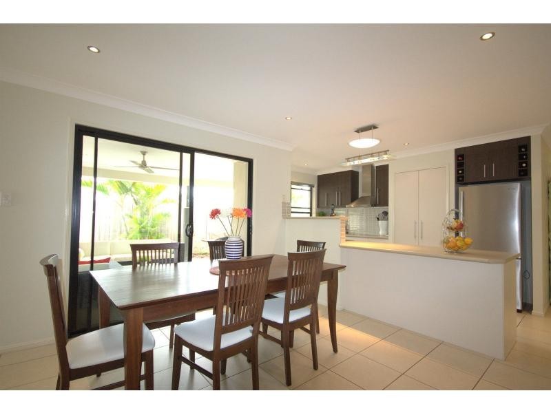 60 Edenbrooke Drive, Seventeen Mile Rocks QLD 4073