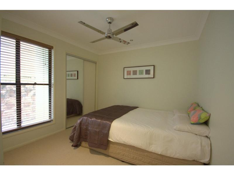 60 Edenbrooke Drive, Seventeen Mile Rocks QLD 4073