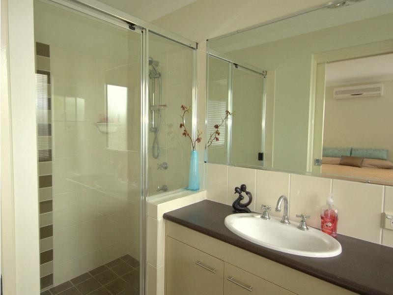 60 Edenbrooke Drive, Seventeen Mile Rocks QLD 4073