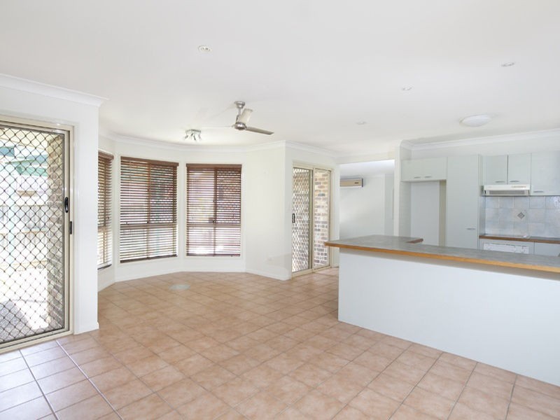 21 Prospect Crescent, Forest Lake QLD 4078