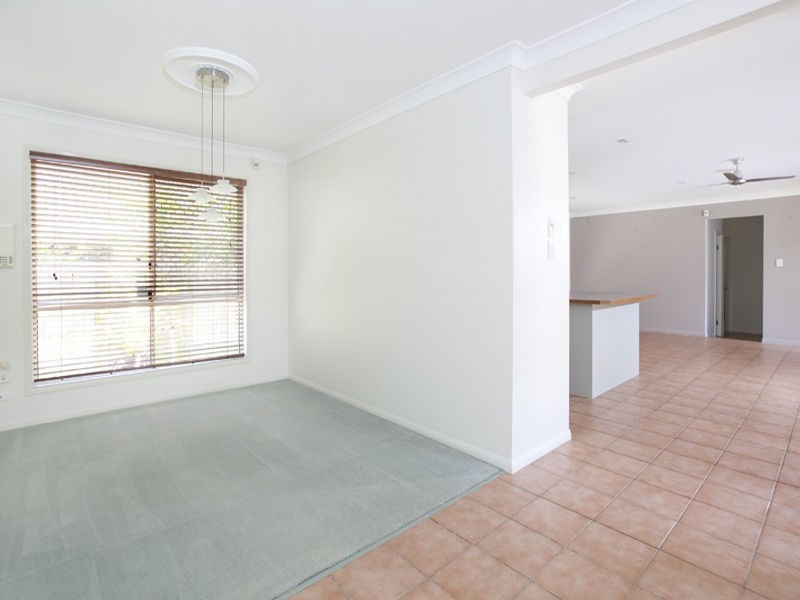 21 Prospect Crescent, Forest Lake QLD 4078