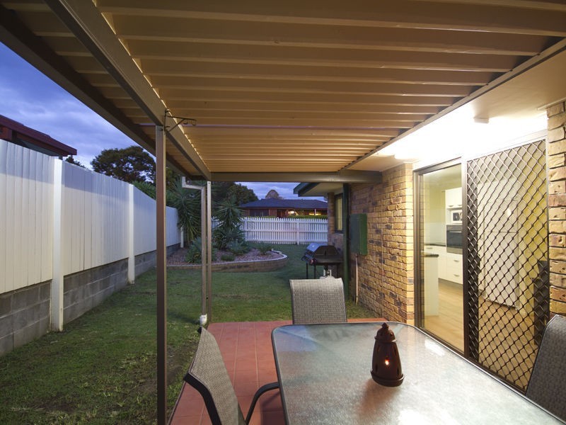 1 Loddon, Riverhills QLD 4074