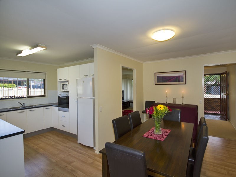 1 Loddon, Riverhills QLD 4074