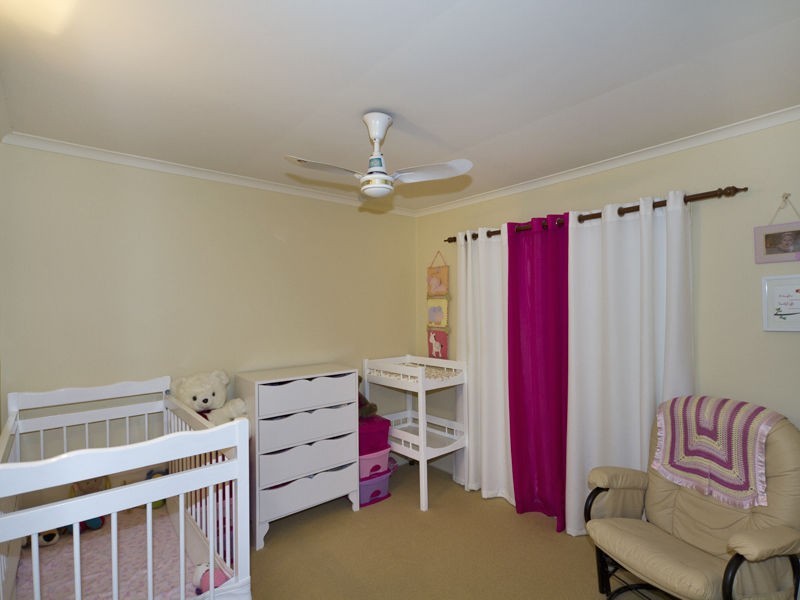 1 Loddon, Riverhills QLD 4074