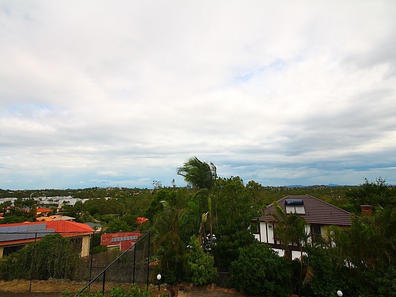 2 Moncrieff Court, Mount Ommaney QLD 4074