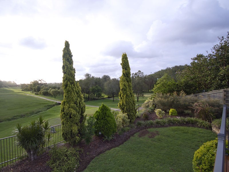 Mount Ommaney QLD 4074