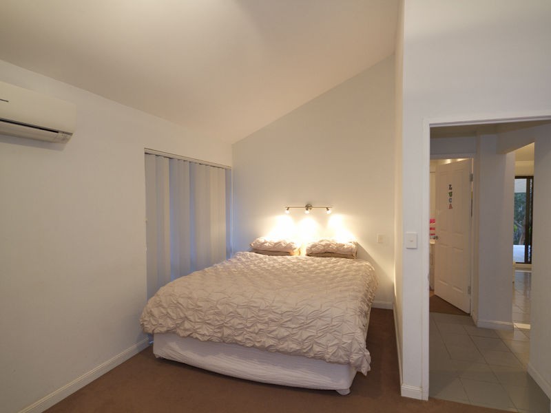 22 Langlo Street, Riverhills QLD 4074