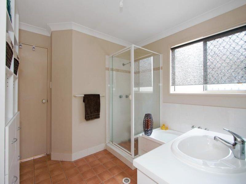 15B Mulgrave Crescent, Forest Lake QLD 4078