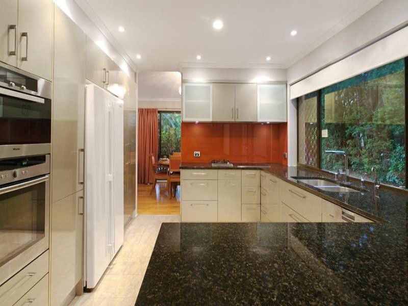 124 Arrabri Avenue, Mount Ommaney QLD 4074