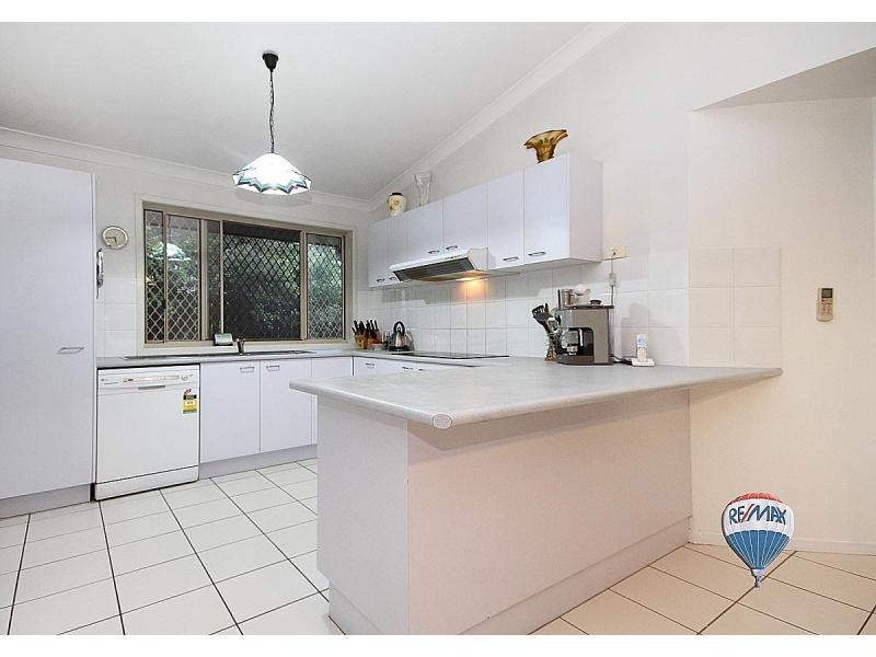 Sinnamon Park QLD 4073