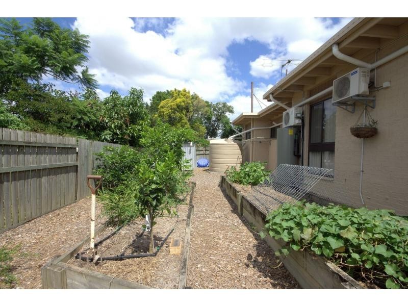 40 Sirocco Street, Jamboree Heights QLD 4074