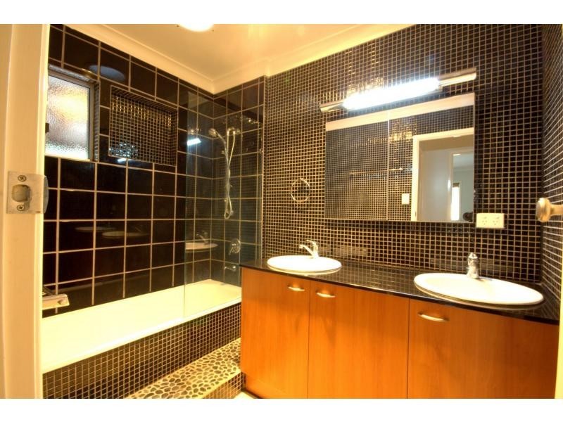 35 Yallambee Road, Jindalee QLD 4074