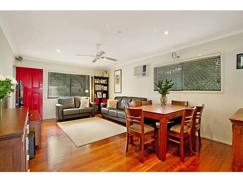 212 Seventeen Mile Rocks Road, Oxley QLD 4075