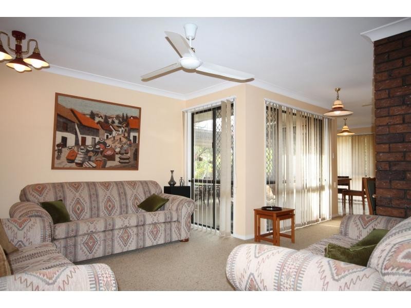 12 Cotter Crescent, Riverhills QLD 4074