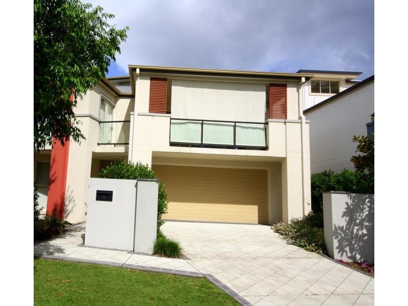 49 Greenway Circuit, Mount Ommaney QLD 4074