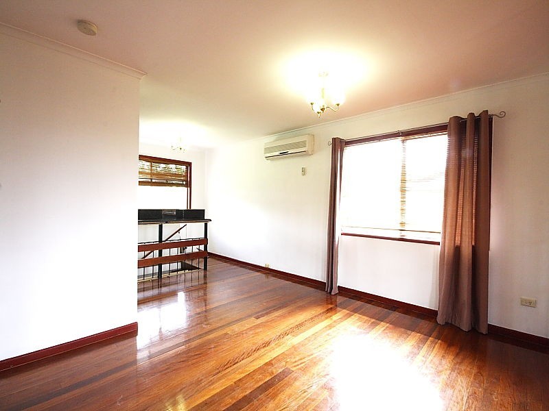 66 Brownie Street, Jamboree Heights QLD 4074