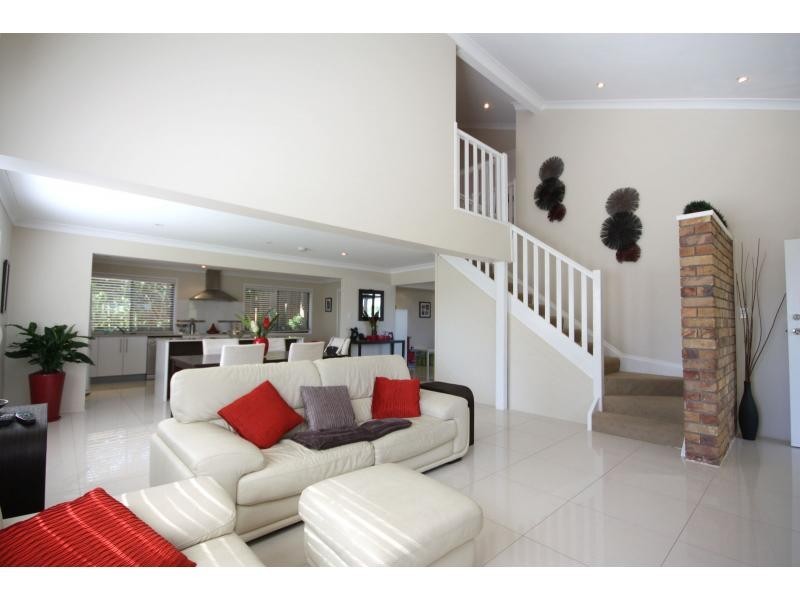 42 Tanglewood Street, Middle Park QLD 4074