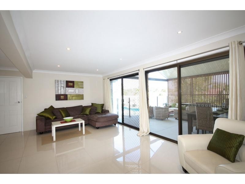 42 Tanglewood Street, Middle Park QLD 4074