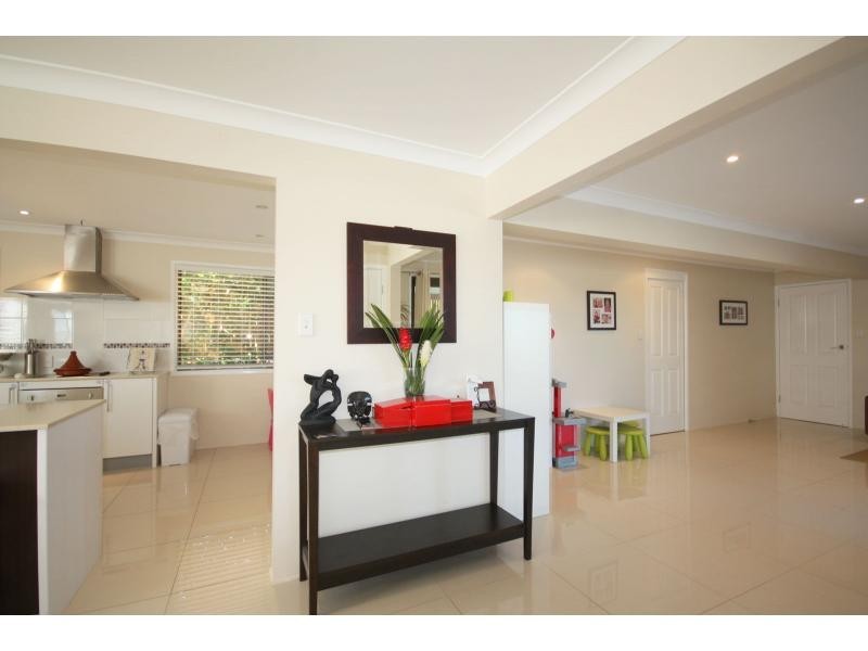 42 Tanglewood Street, Middle Park QLD 4074