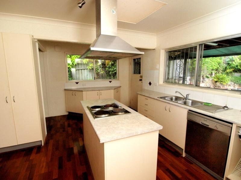 Jindalee QLD 4074
