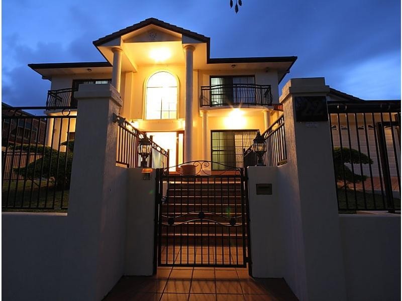 Westlake QLD 4074