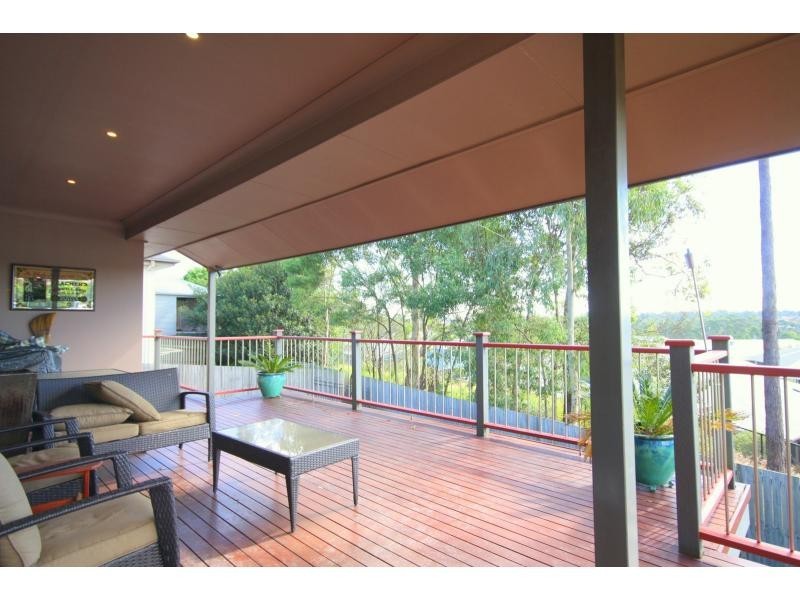 42 Summit Drive, Springfield Lakes QLD 4300