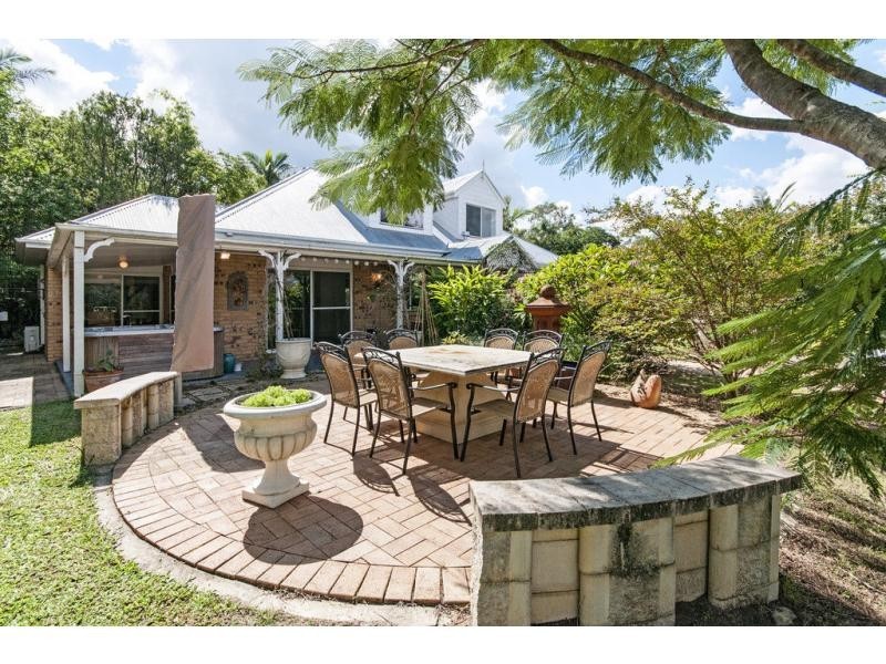 34 Hannah Street, Mount Ommaney QLD 4074