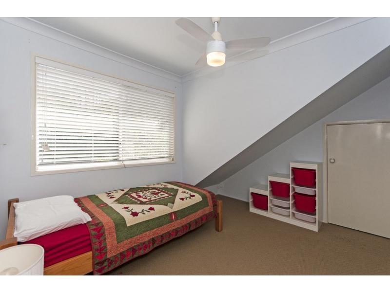 34 Hannah Street, Mount Ommaney QLD 4074