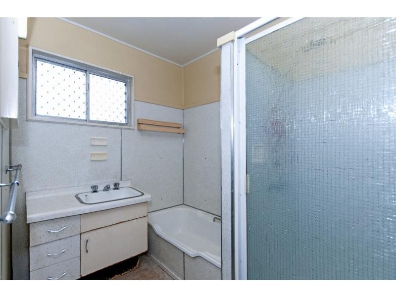 9 Thornlaw Street, Durack QLD 4077