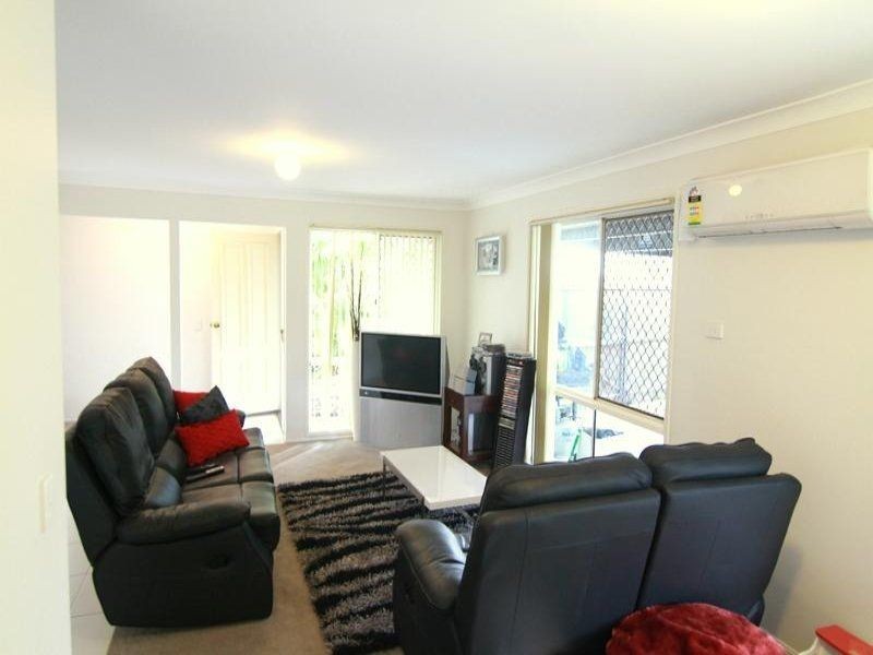 1 Bridle Court, Sumner QLD 4074